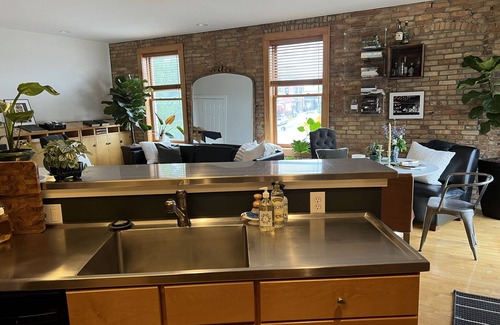 Old Town Apartment | Botanical Loft & Deck — Old Town Lansing
