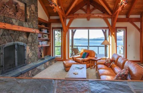 Sandpoint House | Bottle Bay Lakefront Lodge