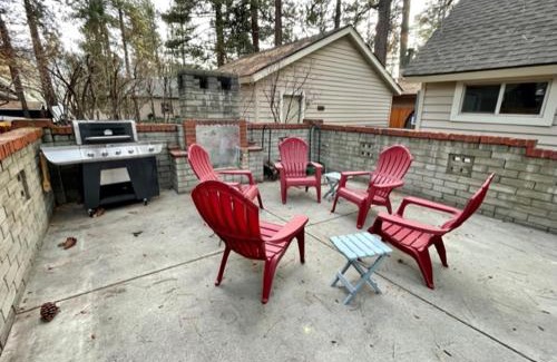 Boulder Bay House | Boulder Bay Bungalow - Updated mountain retreat with hot tub, game table, and sauna!