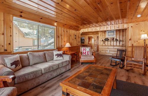 Boulder Bay House | Boulder Bay Lakefront Getaway - Across the street from the lake and Boulder Bay Park!
