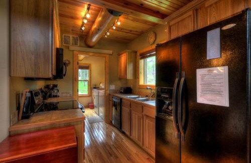 Lead House | Boulder Ridge Lodge