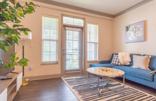 Buechel Apartment | Boulevard Stays Tranquil 1BR Getaway