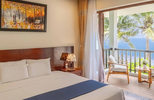 Son Tra Resort | Bounce Beach Resort and Spa