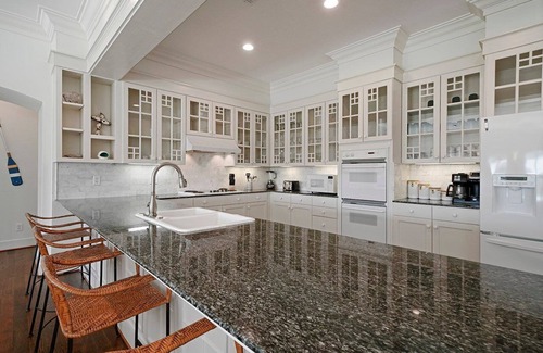 Gulf Pines House | Bourbon Breeze - Beachy Home Near the Gulf with Spacious Outdoor Pool Area