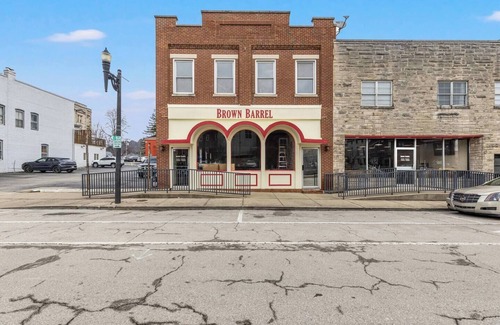Frankfort Apartment | Bourbon on Broadway
