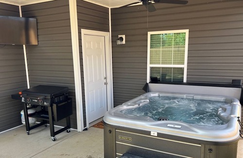 Georgetown House | Bourbon Run-HotTub/HorsePrk12min
