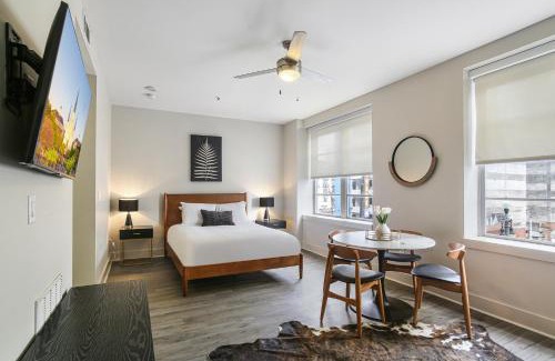 Central Business District Apartment | Bourbon Street Bliss