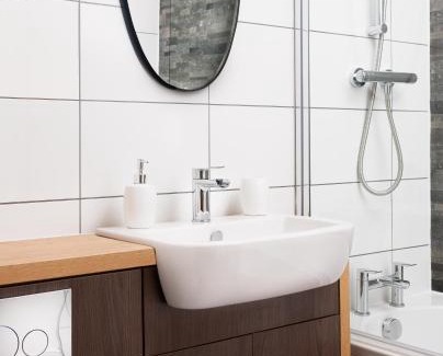 Hull Apartment | Boutique 1 Bdrm Duplex Suite on Marina 305