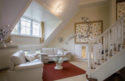 Ritthem Apartment | Boutique Apartment in Ritthem with Terrace
