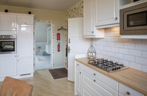 Ritthem Apartment | Boutique Apartment in Ritthem with Terrace