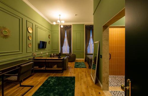 Tirgu Mures Hotel | Boutique Hotel Cocosul de Aur