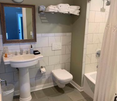 Northport House | Boutique Hotel Room 7