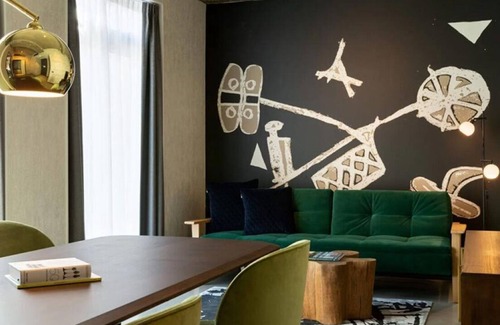 Kralingen-Crooswijk Hotel | Boutique Hotel Stay Near Market Hall & Cube Houses in Rotterdam