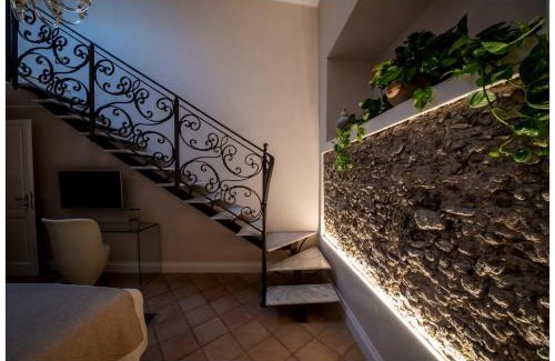 Crotone Bed & Breakfast | Boutique - Lodge & Suites