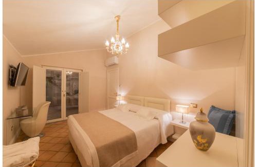 Crotone Bed & Breakfast | Boutique - Lodge & Suites