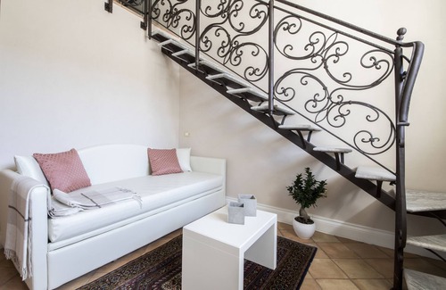 Crotone Bed & Breakfast | Boutique - Lodge & Suites