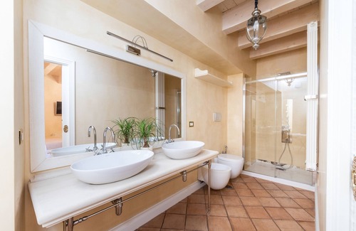 Crotone Bed & Breakfast | Boutique - Lodge & Suites