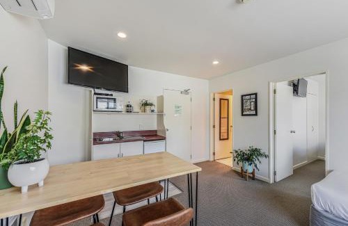 Stoke Hotel | Boutique Motel
