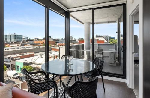 Cremorne Apartment | Boutique Stays - Camillea