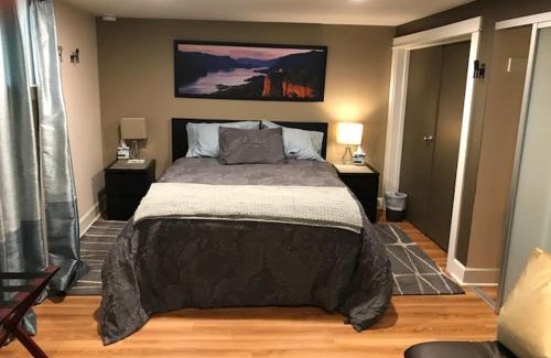 Belmont Apartment | Boutique Style Apartment in the heart of SE