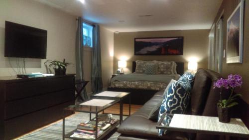 Belmont Apartment | Boutique Style Apartment in the heart of SE