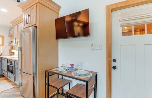 Franklin Apartment | Boutique-Style Barn Stay 4 Mi to Franklin Main St