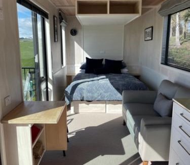 Te Anau Apartment | Boutique Tiny House - Te Anau Country Accommodation