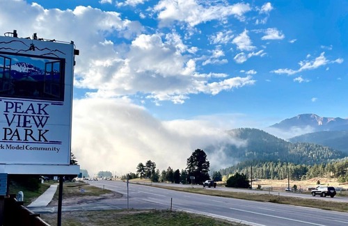 Woodland Park House | Boutique TinyHome w/Direct View of PikesPeak!