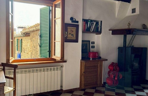 Monticiano Apartment | Boutique vacation apartment in Monticiano - Authentic living in Tuscany