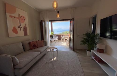 Cisano Apartment | Boutiqueloft Vista