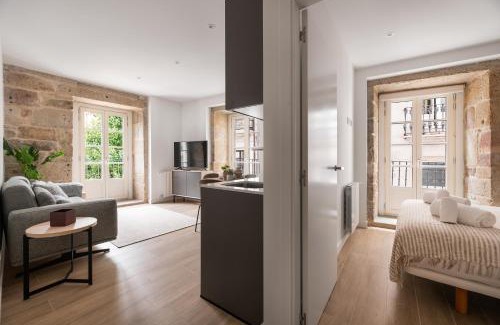 Casco Vello Apartment | Bow Monumental by Como en Casa