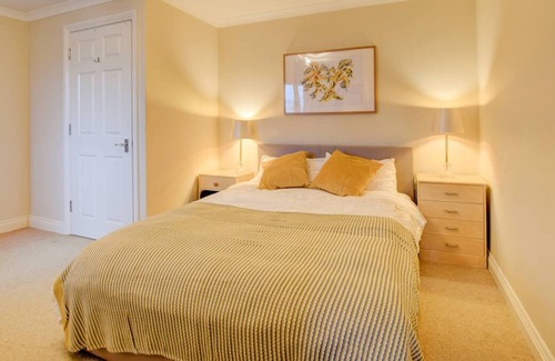 Weymouth Apartment | Bowleaze Beach Apartment
