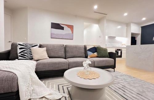 Box Hill North Apartment | BoxHill North Designer Grad Home