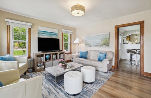 Boyne City House | Boyne City Cottage Walk to Downtown and Lake!
