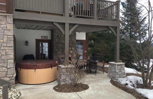 Boyne City House | Boyne Mountain Creekside Condo