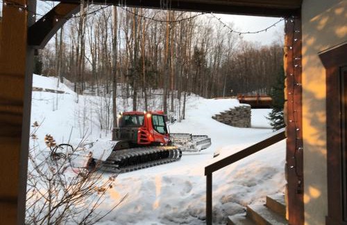 Boyne City House | Boyne Mountain Creekside Condo