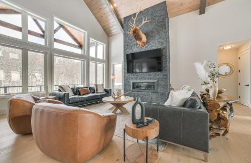 Boyne Falls House | Boyne Mtn Retreat with Hot Tub and Shuttle to Resort!
