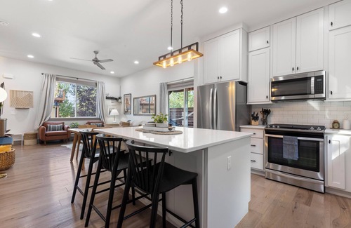 Four Corners House | Bozeman/4Corners HomeBase River Access & Fire Pit Close to Skiing and Hiking