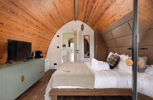 Achachork Hotel | Bracken Hide Hotel
