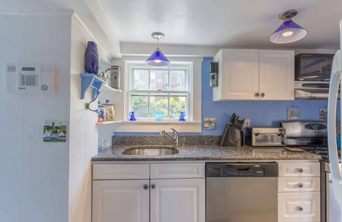Marblehead House | Brackett Cottage: USA 250 Years - Celebrate in this beautifully Maintained Home in Marblehead's Most