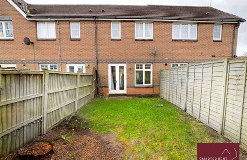 Bracknell Apartment | Bracknell - Modern 2 Bedroom House - With Parking