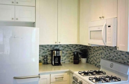 North Central Westminster Apartment | Bradburn Getaway!!