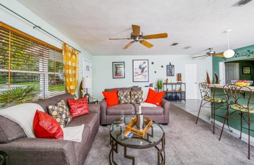 South Bradenton House | Bradenton Bungalow