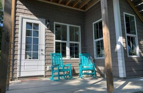 Wilmington House | Bradley Creek Scenic View