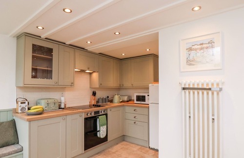 Fylingthorpe Cottage | Braeside