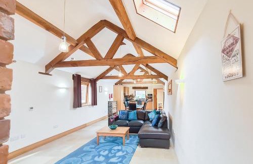 Wotton-under-Edge House | Bramble Barn