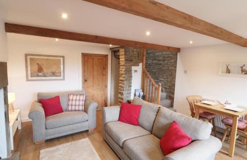 Hepworth House | Bramble Cottage