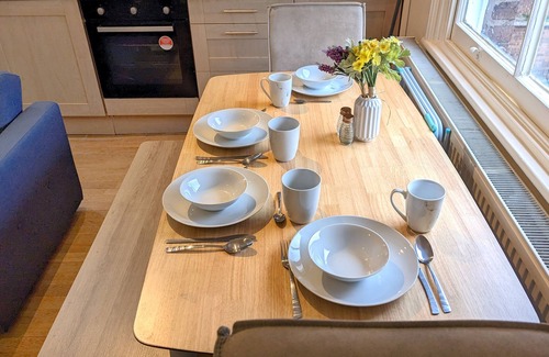Leamington Spa Apartment | Brand Modern & spacious apartment in Leamington Spa