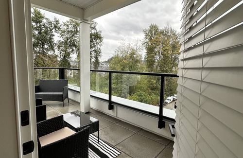 Langley Apartment | Brand New 1 Bedroom - luxury bed and finishings
