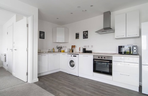 Luton Apartment | Brand New 2 Bed, 2 Bath Apartment in Luton 41